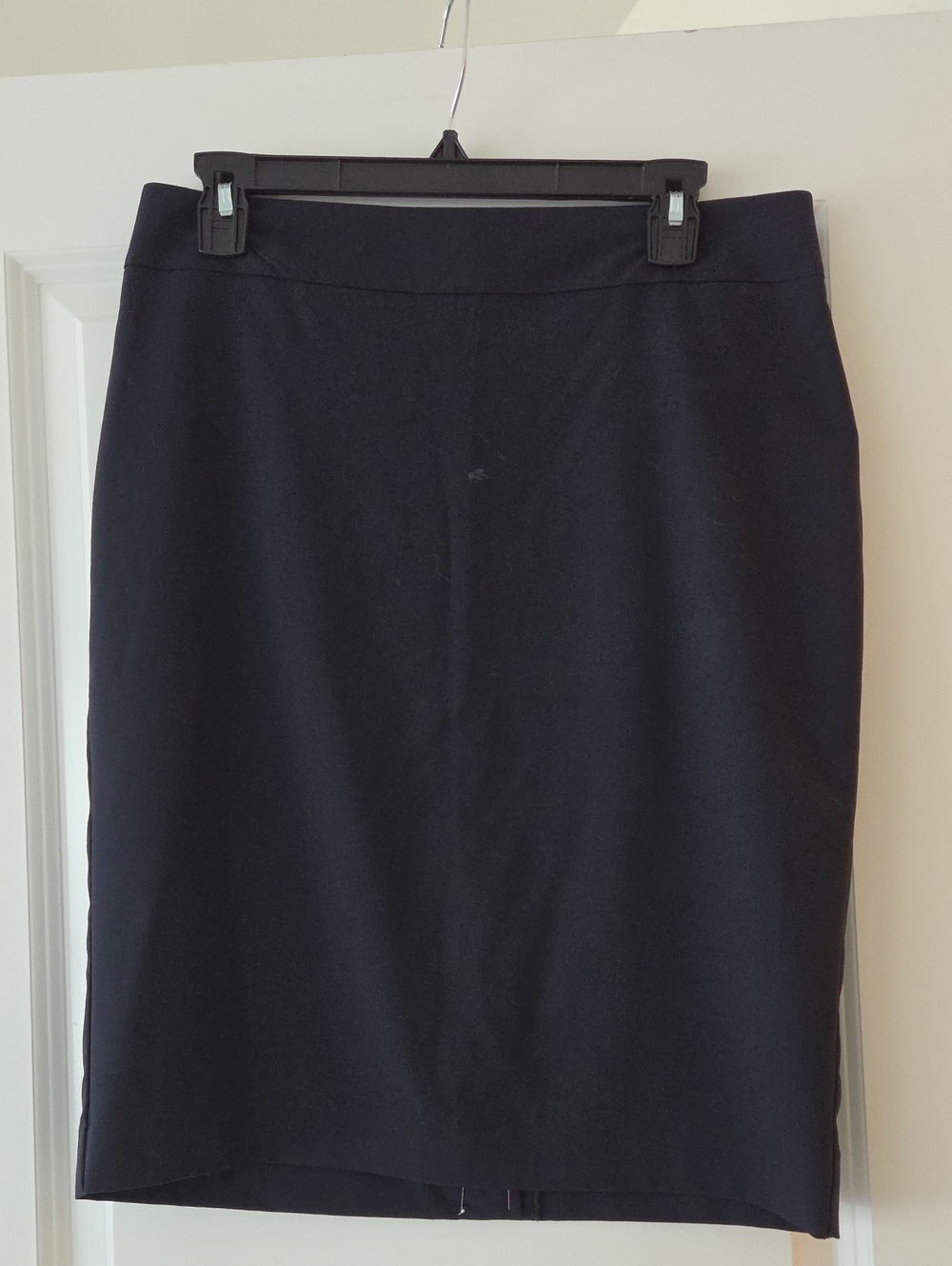 Ann Taylor Black Pencil Skirt - Tailored Workwear